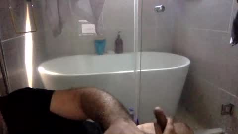 Snapshot of betoooox chatting on March 2, 2025, 3:27 pm Virtual Gentleman online show from March 2, 2025, 3:27 pm