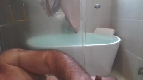 Snapshot of betoooox chatting on July 20, 2026, 2:52 pm Virtual Gentleman online show from July 20, 2026, 2:52 pm