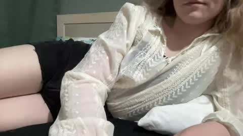 Bette online show from March 23, 2026, 1:53 am