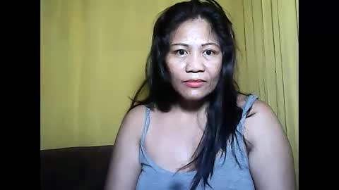 betty_83 online show from November 8, 2025, 9:35 pm