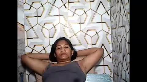 Snapshot of betty_83 chatting on February 8, 2026, 12:25 am betty_83 online show from February 8, 2026, 12:25 am