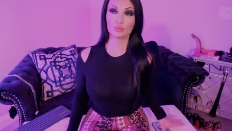 NatashaxoBangs online show from February 16, 2025, 2:31 am