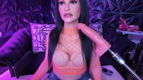 Snapshot of bettybishop chatting on June 15, 2026, 12:13 am NatashaxoBangs online show from June 15, 2026, 12:13 am