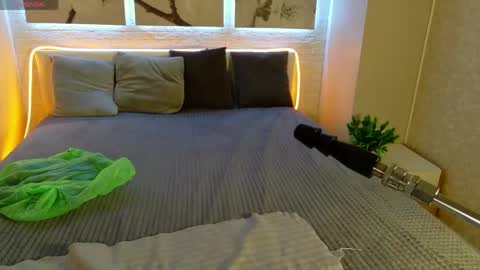 Betty online show from April 21, 2026, 8:23 pm