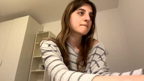 Snapshot of beulahweikert chatting on May 8, 2026, 5:29 pm Lina online show from May 8, 2026, 5:29 pm
