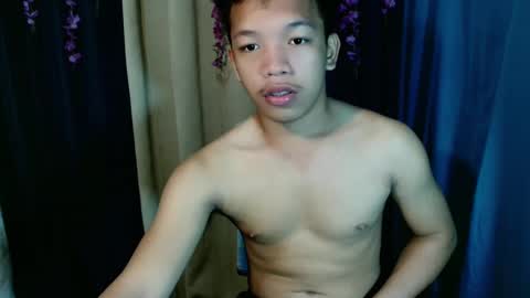 Snapshot of bexyourxman chatting on January 31, 2025, 5:32 pm Adrian online show from January 31, 2025, 5:32 pm