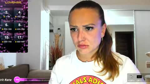   BeyonceDoll       Twitter DollBeyonce    online show from September 16, 2025, 4:19 pm