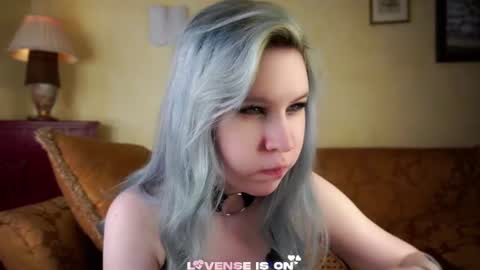 Snapshot of bezuya chatting on June 19, 2026, 2:38 am Eliz online show from June 19, 2026, 2:38 am