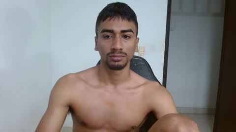 Snapshot of bfernando_05 chatting on September 20, 2025, 11:44 am BAYRON online show from September 20, 2025, 11:44 am