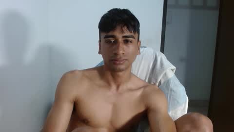 Snapshot of bfernando_05 chatting on March 10, 2026, 10:48 pm BAYRON online show from March 10, 2026, 10:48 pm