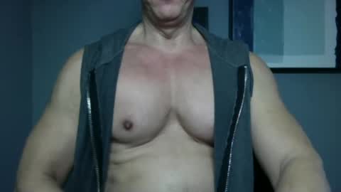 BGDKMUSCLEGUY - SELECTED BY CHATURBATE AS A TOP BROADCASTER FOR 2023 online show from December 20, 2024, 5:40 pm