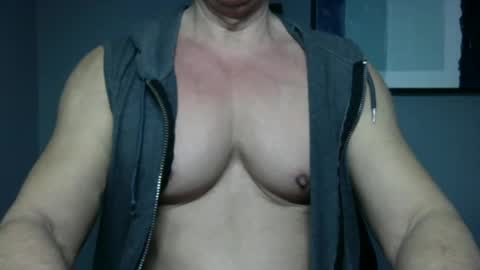 BGDKMUSCLEGUY - SELECTED BY CHATURBATE AS A TOP BROADCASTER FOR 2023 online show from January 4, 2025, 4:22 pm