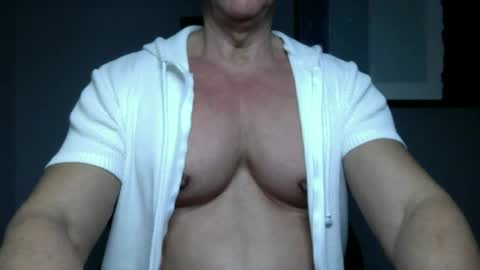 BGDKMUSCLEGUY - SELECTED BY CHATURBATE AS A TOP BROADCASTER FOR 2023 online show from March 5, 2025, 5:29 am
