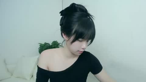 bhchenshuang online show from May 3, 2026, 6:41 am