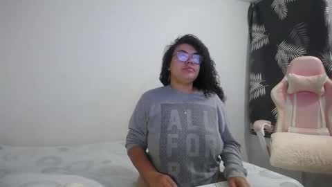 Snapshot of bianca_boobs chatting on October 31, 2025, 9:10 am Bianca Tuesday to Sunday from 2am to 6am UTC-5 online show from October 31, 2025, 9:10 am