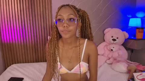 Snapshot of biancaa__18 chatting on April 27, 2026, 7:12 pm biancaa__18 online show from April 27, 2026, 7:12 pm
