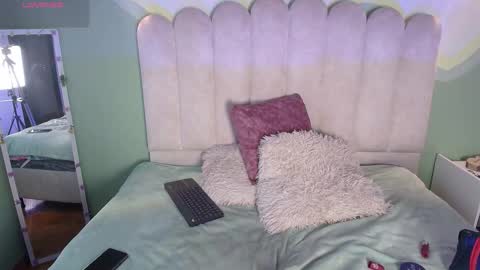 Bianca online show from December 4, 2025, 11:41 am