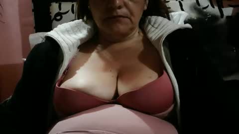 Snapshot of biancasteel chatting on April 27, 2026, 4:54 am biancasteel online show from April 27, 2026, 4:54 am