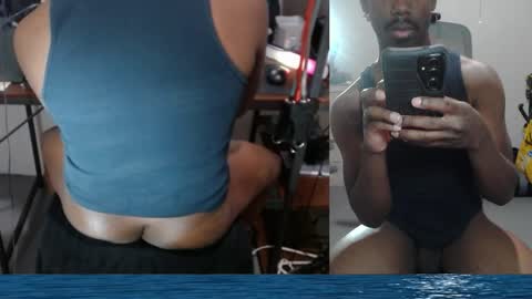 Snapshot of bicepsandfrot chatting on May 6, 2026, 11:21 pm BicepsandFrot online show from May 6, 2026, 11:21 pm