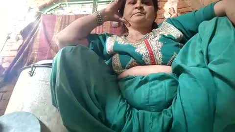 Mona online show from March 5, 2025, 3:08 am