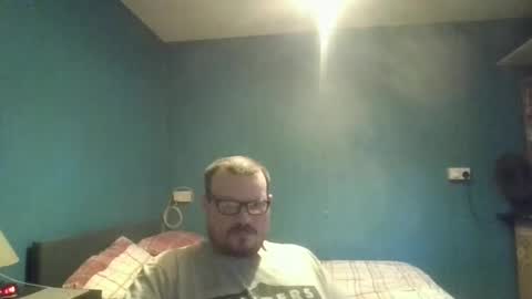 Snapshot of bidan1986 chatting on December 14, 2025, 1:49 pm bigdan1986 online show from December 14, 2025, 1:49 pm