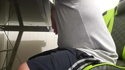 Snapshot of big_balls_big_load chatting on December 22, 2024, 10:06 am big_balls_big_load online show from December 22, 2024, 10:06 am