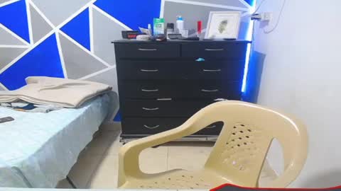 big_black11 online show from March 1, 2025, 7:37 pm