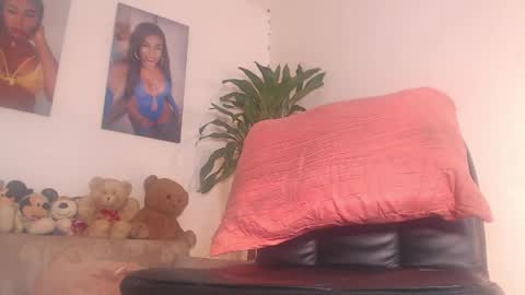 Snapshot of big_goddess_black chatting on April 22, 2026, 3:42 am dashiell online show from April 22, 2026, 3:42 am