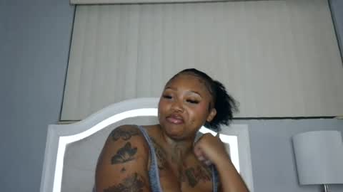 Snapshot of big_lavish chatting on July 19, 2026, 4:16 am Big Lavish online show from July 19, 2026, 4:16 am