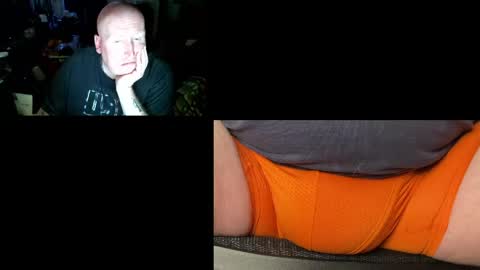 big_teddy_bear76 online show from May 18, 2026, 5:35 am