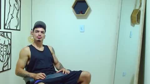 Big valentinHunk online show from December 21, 2025, 4:58 pm