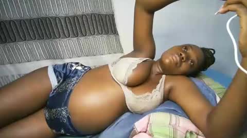 bigass001_ online show from December 30, 2024, 9:08 pm