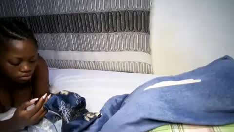 bigass001_ online show from January 8, 2025, 12:06 am