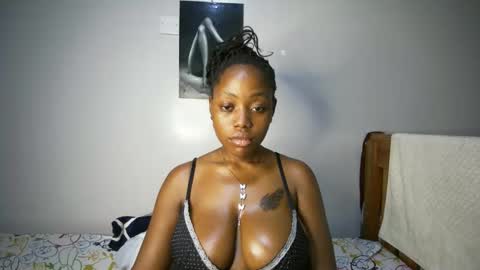 bigass001_ online show from October 4, 2025, 8:40 pm