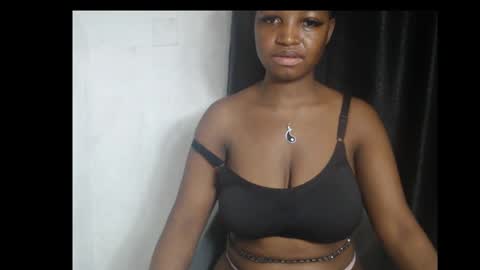 Snapshot of bigassdrip chatting on February 26, 2026, 7:24 pm bigassdrip online show from February 26, 2026, 7:24 pm