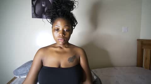 bigassmello_ online show from May 11, 2026, 3:29 pm