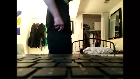 Snapshot of bigbagz2021 chatting on November 4, 2025, 8:19 pm BigBagz online show from November 4, 2025, 8:19 pm