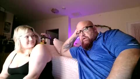 BigBear4Cuddles online show from May 2, 2026, 1:43 am