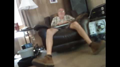 Snapshot of bigbenidick1 chatting on September 10, 2025, 6:30 pm BB online show from September 10, 2025, 6:30 pm