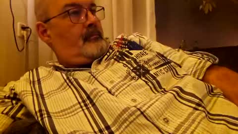 Snapshot of bigbibear88 chatting on December 30, 2024, 11:28 pm bigbibear88 online show from December 30, 2024, 11:28 pm