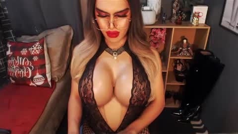 Loraine Cruz online show from February 9, 2025, 7:19 pm