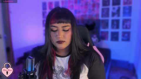 Snapshot of bigboobs_cloe chatting on November 14, 2025, 6:45 am bigboobs cloe online show from November 14, 2025, 6:45 am