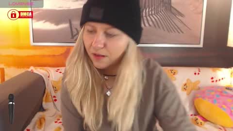 BigBoobsArri online show from January 14, 2025, 12:33 am