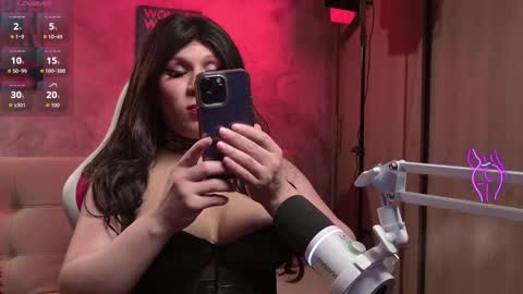 Snapshot of bigboottyxxx chatting on February 1, 2026, 2:10 am kyra Moor online show from February 1, 2026, 2:10 am