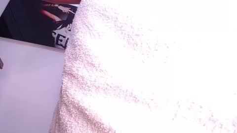 Snapshot of bigbooty_mommy chatting on February 22, 2025, 10:20 pm Mia online show from February 22, 2025, 10:20 pm