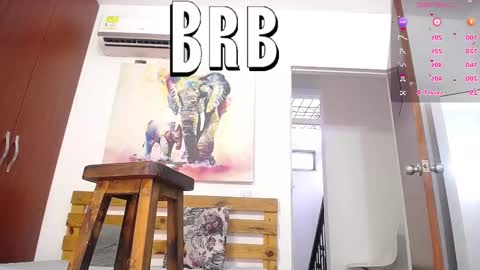 Snapshot of bigbooty_mommy chatting on February 26, 2025, 11:15 pm Mia online show from February 26, 2025, 11:15 pm