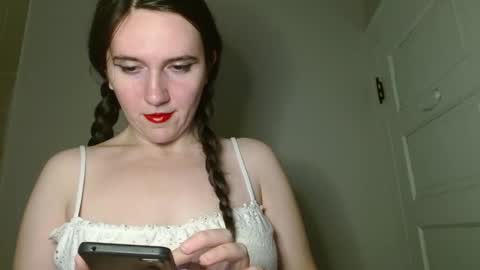 Snapshot of bigbootybunny chatting on November 23, 2025, 12:10 am Isabella online show from November 23, 2025, 12:10 am