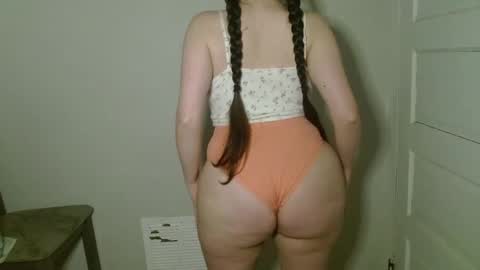 Isabella online show from February 22, 2026, 8:02 am