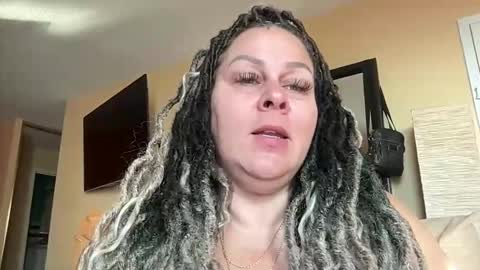 Snapshot of bigbreastsabrina chatting on April 30, 2026, 1:17 pm BIG BREAST SABRINA online show from April 30, 2026, 1:17 pm