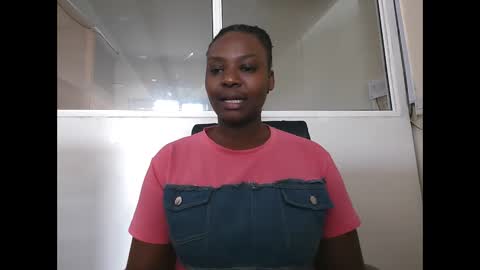 Snapshot of bigbumboobs98 chatting on September 19, 2025, 7:43 am bigbumboobs98 online show from September 19, 2025, 7:43 am